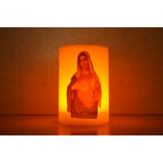 شمع مع بطارية (قلب العذراء) شمع مع بطارية (قلب العذراء)