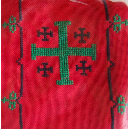 بطرشيل مطرز (صليب الأرض المقدسة-لون أحمر) بطرشيل مطرز (صليب الأرض المقدسة-لون أحمر)