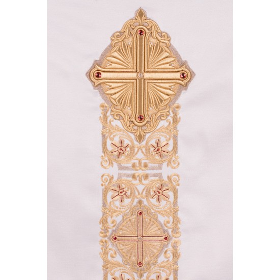 بدلة قداس ابيض - صليب ذهبي احتفالي