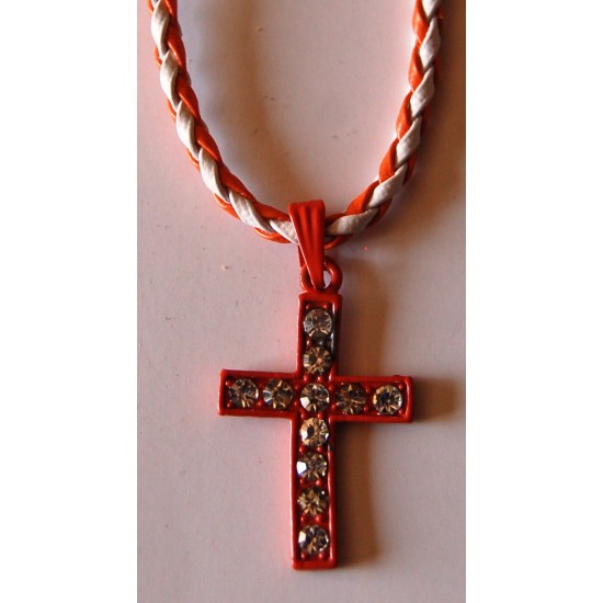 قلادة صليب مع سنسال جلد - لون برتقالي  قلادة صليب مع سنسال جلد - لون برتقالي